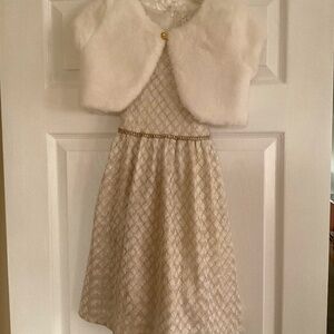 Girls Formal  Dress with Faux Fur Shrug Size 7 by Tahari